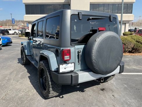 Used 2014 Jeep Wrangler Unlimited Sahara w/ Connectivity Group image 5