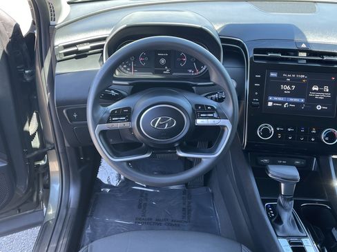 Certified 2022 Hyundai Tucson SEL w/ Cargo Package FWD image 13