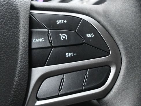 Used 2021 Jeep Cherokee Latitude Lux w/ Sun & Sound Group image 7