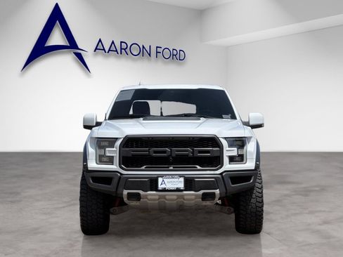 Used 2019 Ford F150 Raptor w/ Equipment Group 802A Luxury AWD/4WD image 9