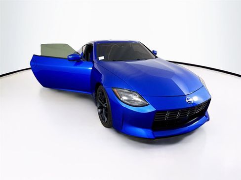 Used 2025 Nissan Z Performance w/ Floor Mat Package RWD image 36