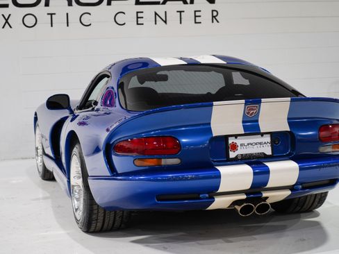 Used 1997 Dodge Viper GTS RWD image 36