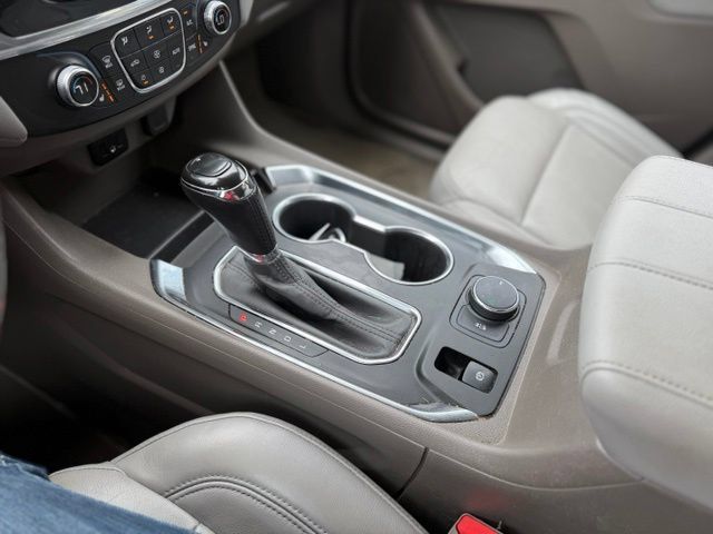 Used 2020 Chevrolet Traverse LT FWD image 50