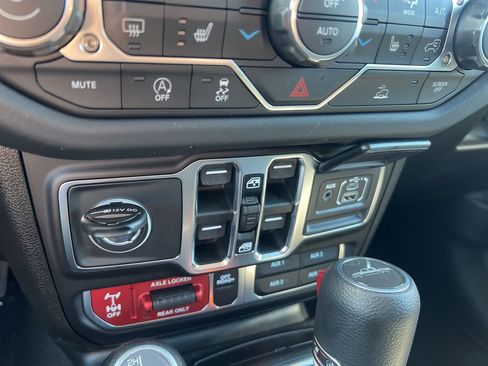 New 2026 Jeep Gladiator Mojave AWD/4WD image 26