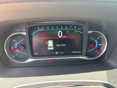 Used 2019 Honda Pilot Touring image 4