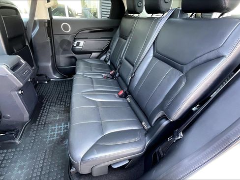 Used 2020 Land Rover Discovery SE AWD/4WD image 20