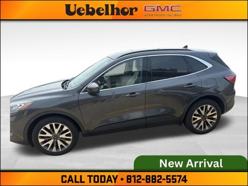 Used 2020 Ford Escape Titanium AWD/4WD image 9