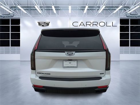 Used 2023 Cadillac Escalade ESV Sport Platinum image 4