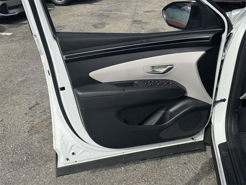 Used 2022 Hyundai Tucson SEL w/ Cargo Package image 15