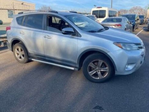 Used 2015 Toyota RAV4 XLE image 4