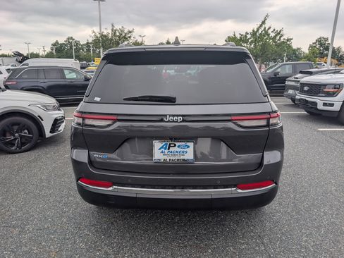 Used 2024 Jeep Grand Cherokee Limited 4xe AWD/4WD image 4