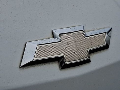 Used 2010 Chevrolet Traverse LT w/ Personal Connectivity Package FWD image 30