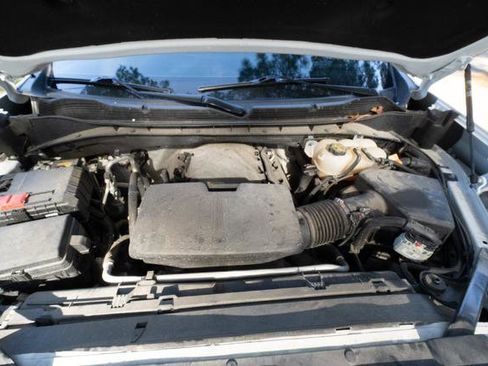 Used 2022 Chevrolet Silverado 1500 ZR2 w/ Technology Package image 10