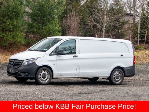 Used 2018 Mercedes-Benz Metris image 3