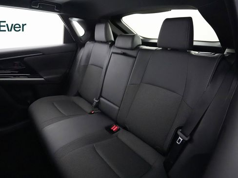 Used 2025 Toyota bZ4X FWD image 10