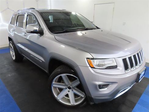 Used 2015 Jeep Grand Cherokee Limited w/ Luxury Group II image 5