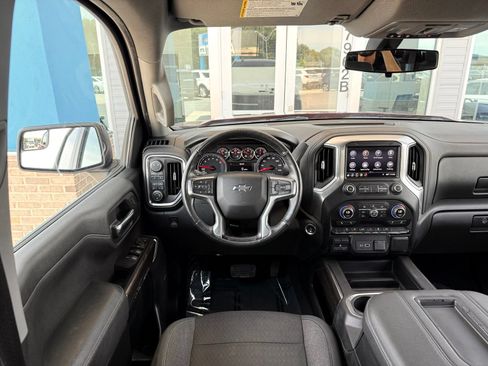 Used 2019 Chevrolet Silverado 1500 LT Trail Boss AWD/4WD image 30