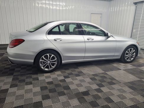 Used 2016 Mercedes-Benz C 300 4MATIC Sedan image 12