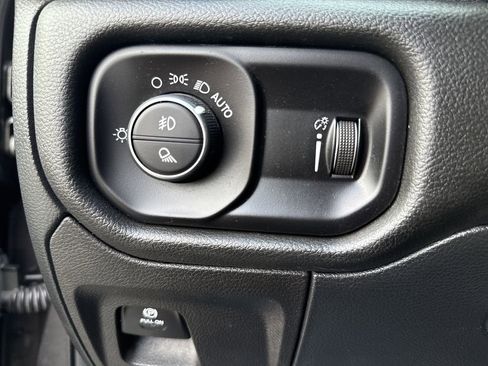 Used 2022 RAM 1500 Big Horn image 29