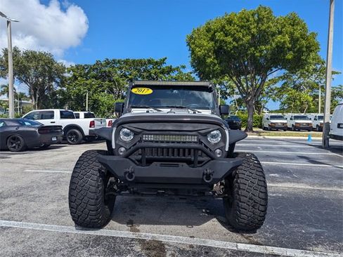 Used 2017 Jeep Wrangler Unlimited Sahara w/ Connectivity Group image 3