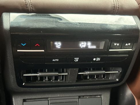 Used 2024 Acura MDX SH-AWD w/ Technology Package image 42