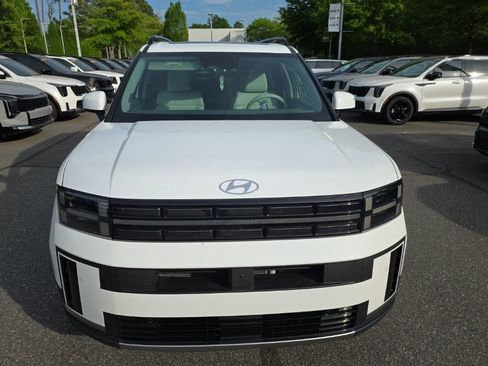 Used 2024 Hyundai Santa Fe Limited image 3