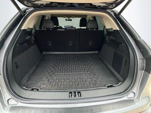 Used 2023 Lincoln Nautilus AWD w/ Premium Package image 31