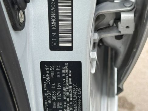 Used 2010 Hyundai Accent GLS FWD image 37