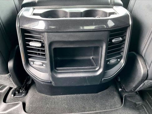 Used 2020 RAM 1500 Big Horn w/ Built-to-serve Edition image 17