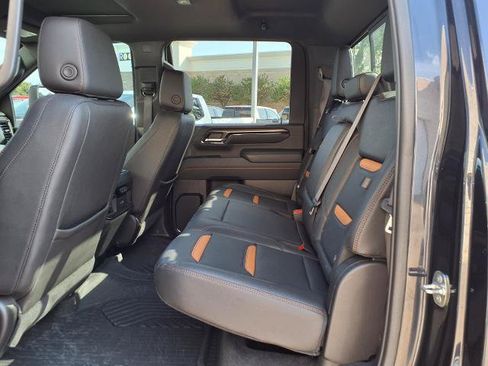 Used 2024 GMC Sierra 2500 AT4 w/ AT4 Premium Plus Package AWD/4WD image 20