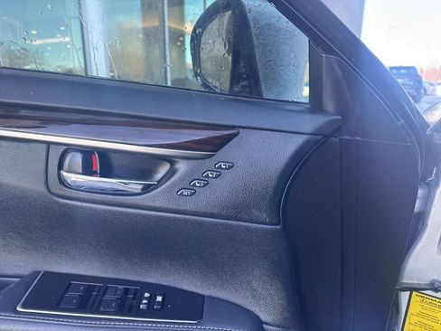 Used 2017 Lexus ES 350 image 31