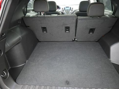 Used 2024 Chevrolet Equinox LT image 25