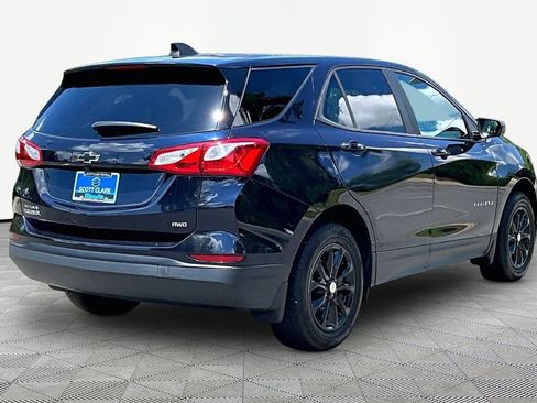 Used 2021 Chevrolet Equinox LS w/ LPO, Blackout Package AWD/4WD image 5