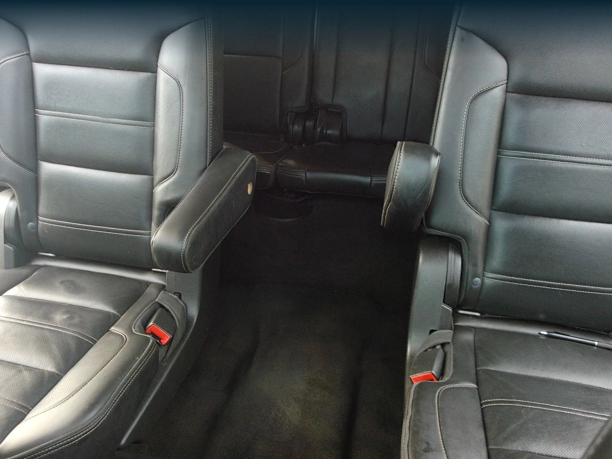 Used 2015 GMC Yukon XL Denali w/ Open Road Package RWD image 25