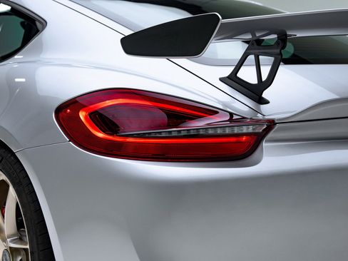 Used 2016 Porsche Cayman GT4 image 37