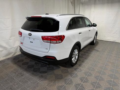 Used 2018 Kia Sorento LX AWD/4WD image 5