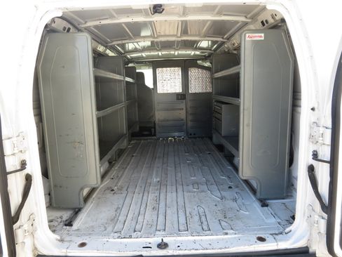 Used 2014 Ford E-150 and Econoline 150 w/ Power Group RWD image 29