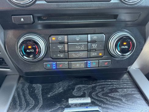 Used 2018 Ford F150 Platinum w/ Equipment Group 701A Luxury AWD/4WD image 22