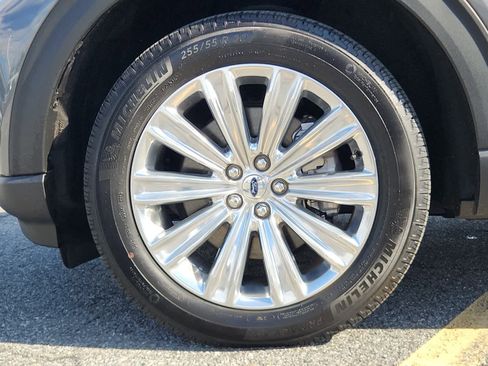 Used 2023 Ford Explorer Limited w/ Hybrid Equipment Group 310A image 6