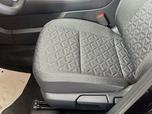 New 2026 Nissan Kicks SV FWD image 17