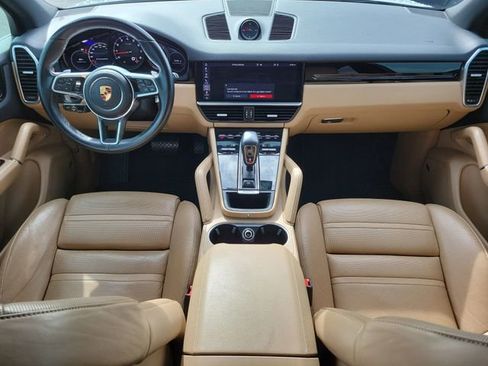 Used 2020 Porsche Cayenne AWD/4WD image 14