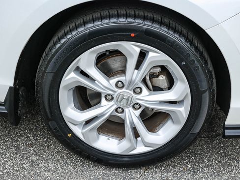 Certified 2024 Honda Accord LX image 12