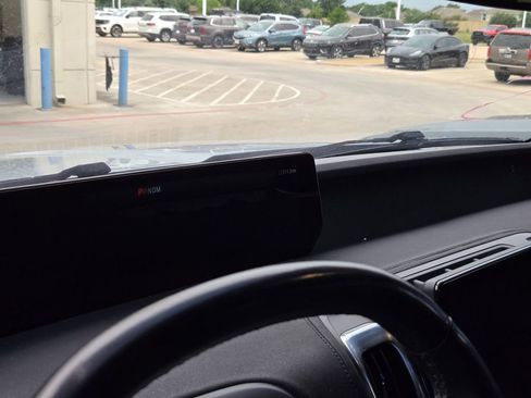 Used 2025 Ford Expedition Tremor AWD/4WD image 20
