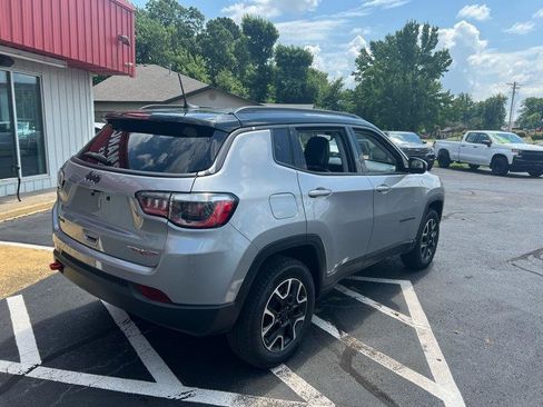 Used 2021 Jeep Compass Trailhawk AWD/4WD image 3