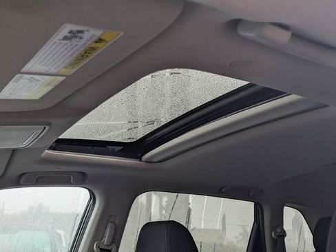 Certified 2023 Honda CR-V EX image 6