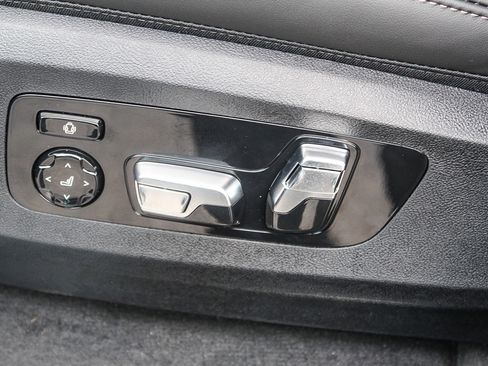 New 2026 BMW X5 xDrive50e w/ M Sport Package image 21