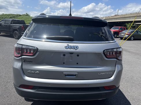 Used 2023 Jeep Compass Limited w/ Elite Group AWD/4WD image 4