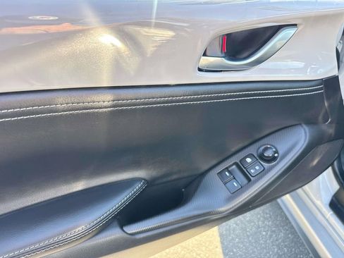 Certified 2024 MAZDA MX-5 Miata Club image 11