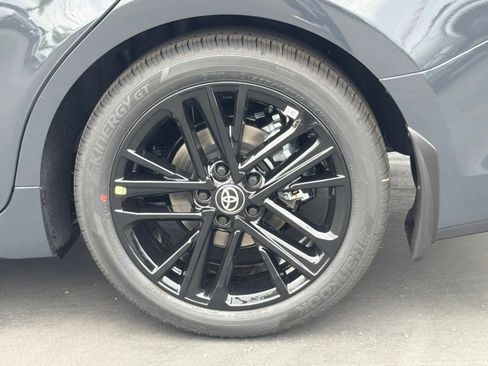 New 2026 Toyota Camry SE FWD image 17