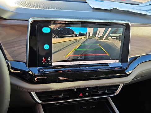 New 2026 Volkswagen Atlas SE image 15